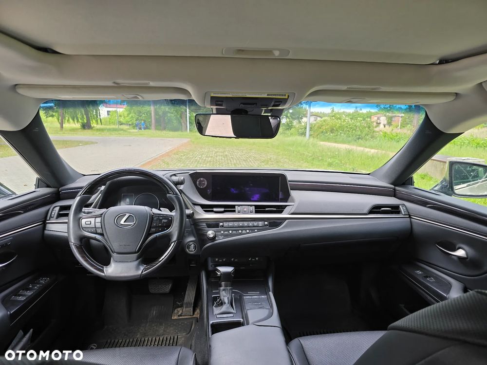 Lexus ES - 13