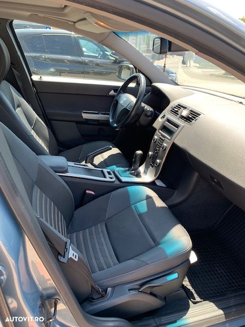 Volvo V50 1.6 D Momentum - 3