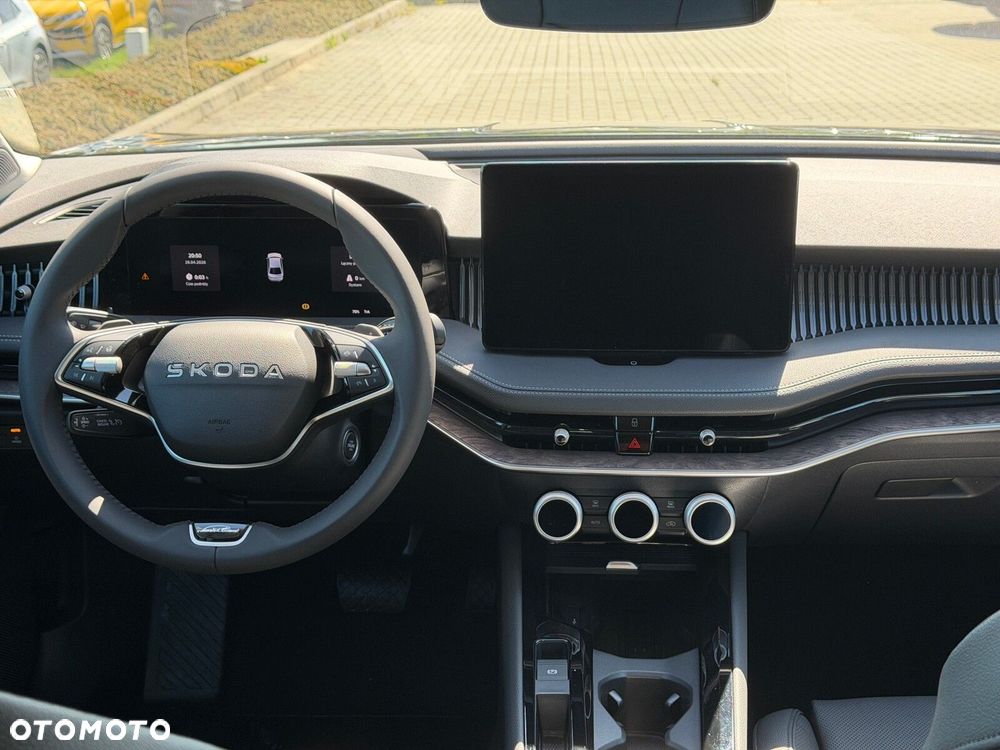 Skoda Superb 2.0 TDI SCR 4x4 L&K DSG - 15