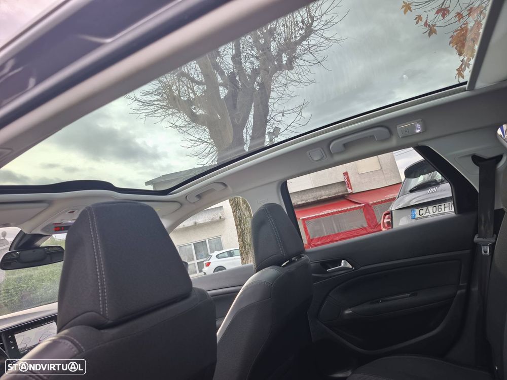 Peugeot 308 SW BlueHDi 120 Stop & Start Allure - 23