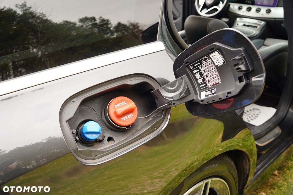 Mercedes-Benz Klasa E 220 d 4-Matic AMG - 30