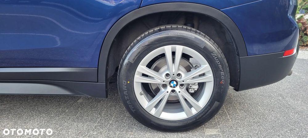 BMW X1 sDrive18d xLine - 12