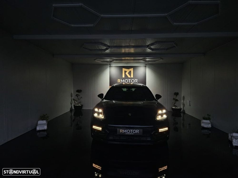 Porsche Panamera - 1