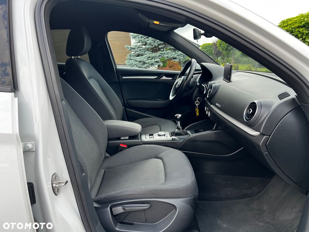 Audi A3 Limousine 1.6 TDI clean diesel Ambiente - 32