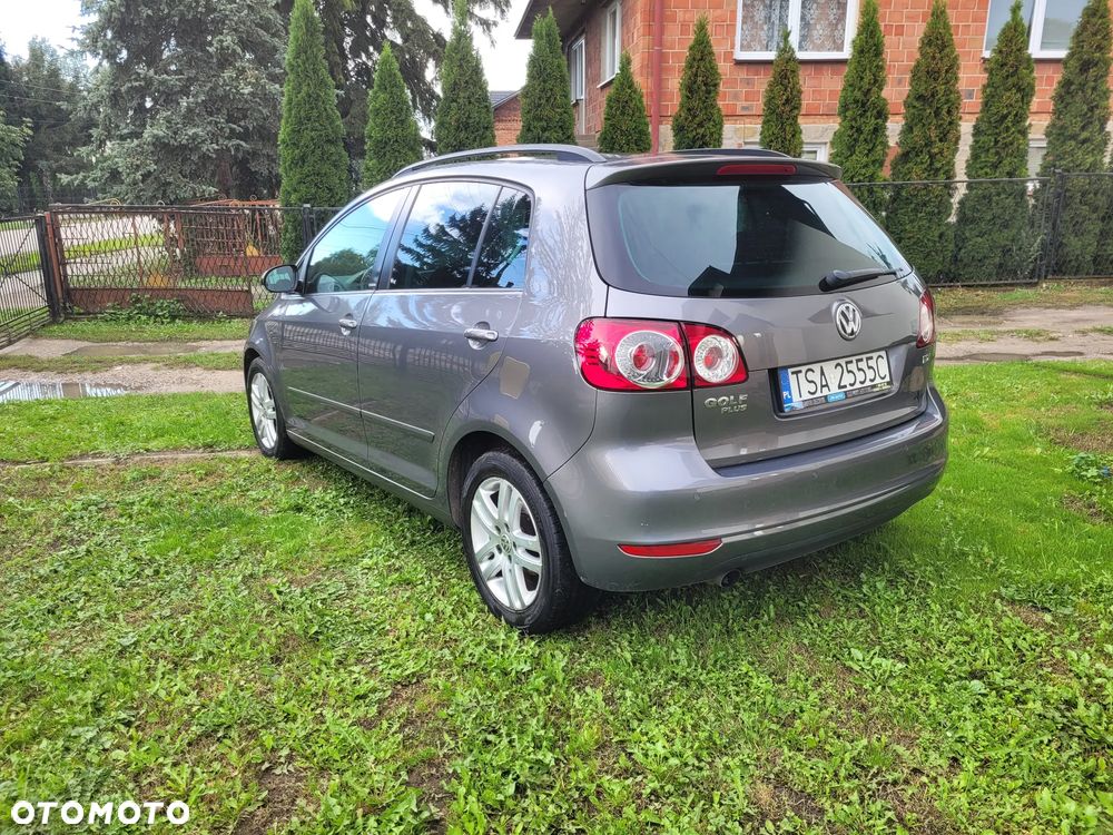 Volkswagen Golf Plus - 12