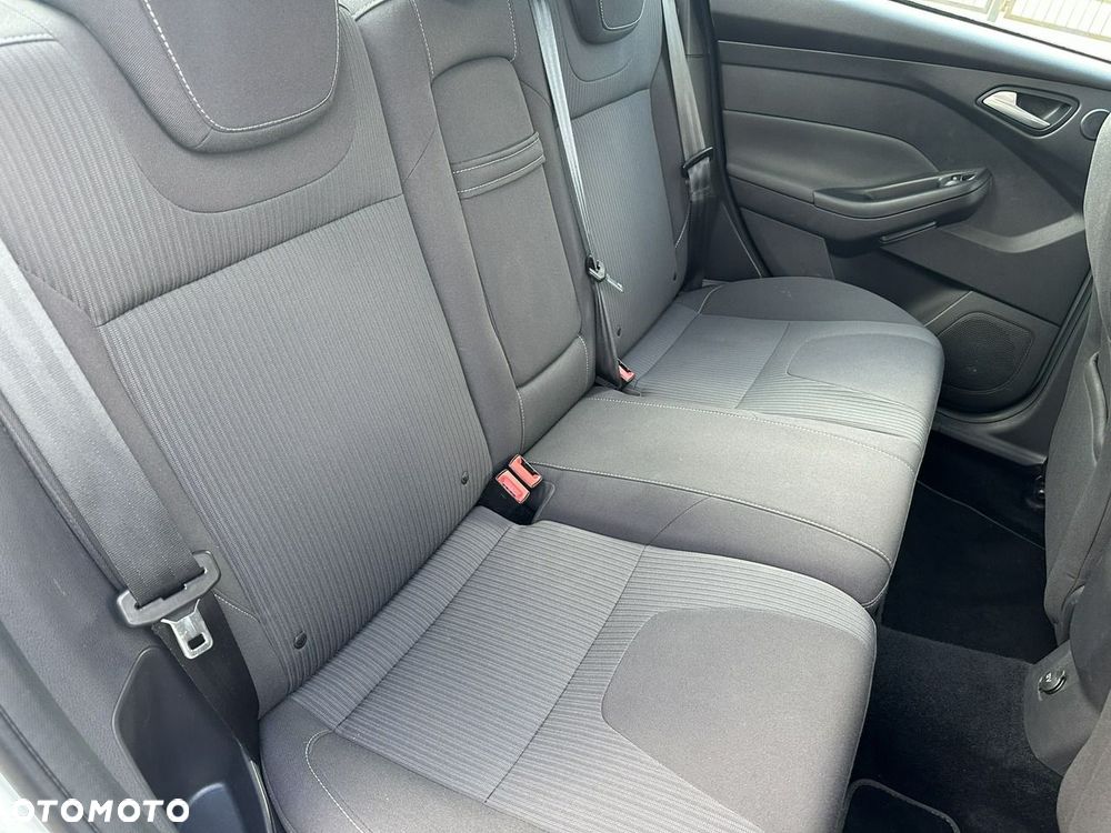 Ford Focus - 15