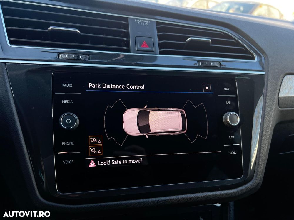 Volkswagen Tiguan - 15