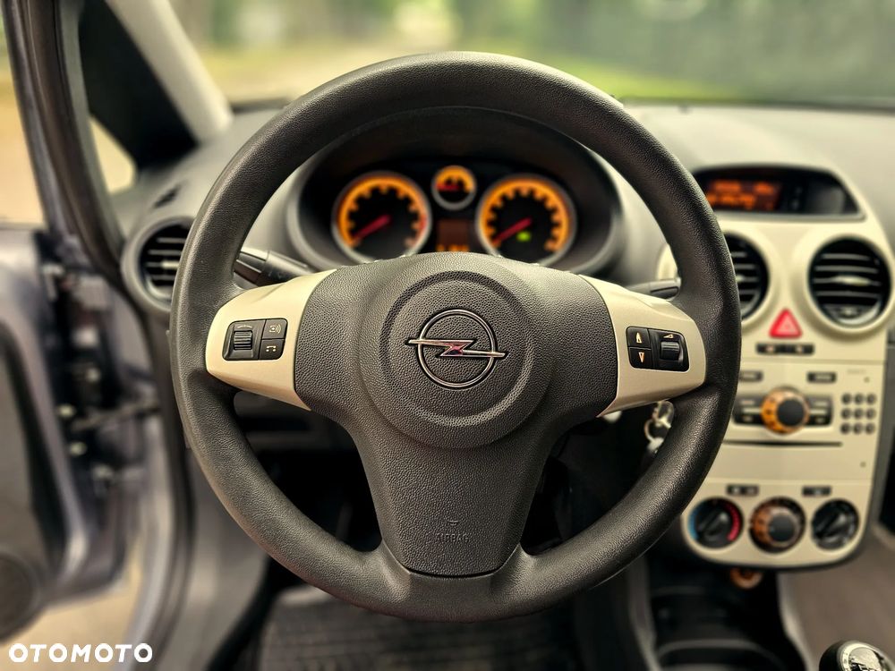 Opel Corsa - 22