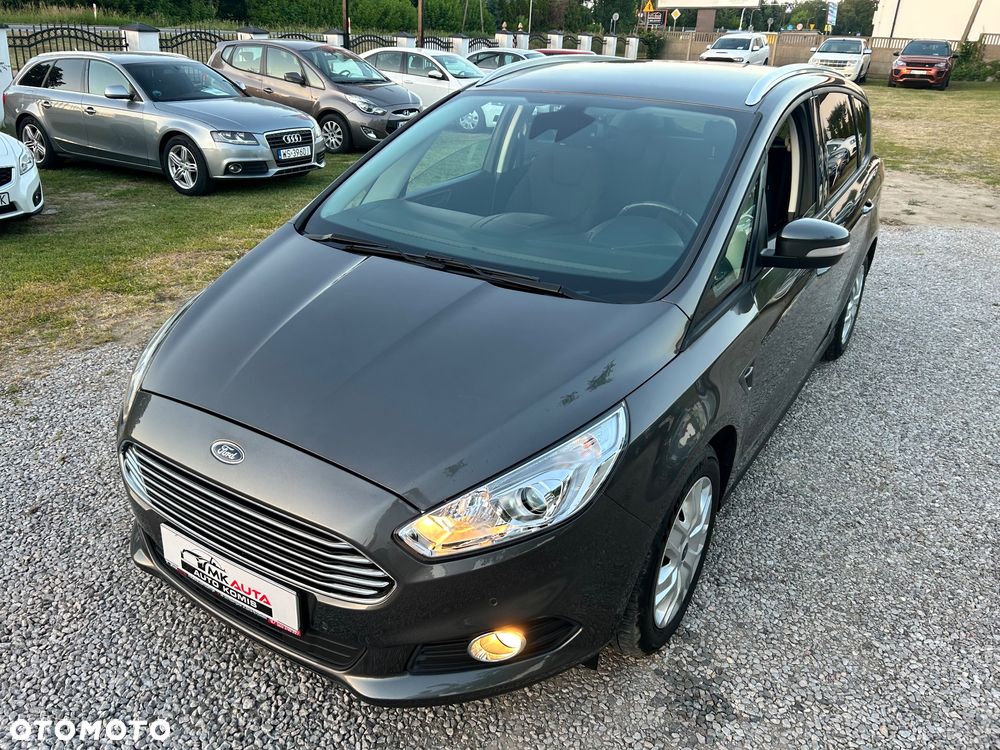 Ford S-Max - 19