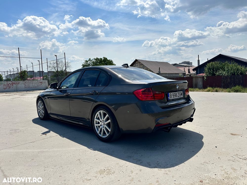 BMW Seria 3 328i Aut. Modern Line - 2