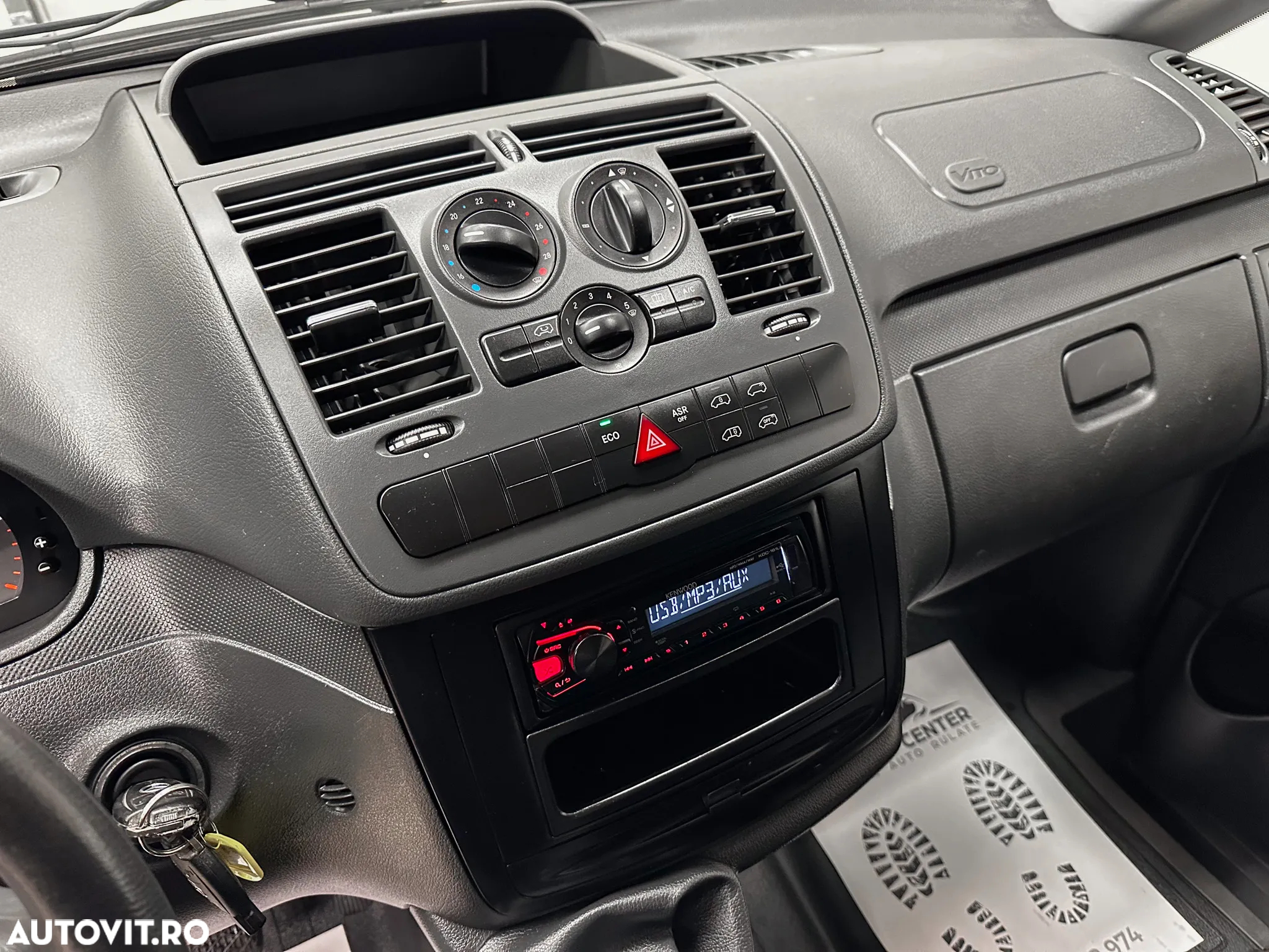 Mercedes-Benz VITO - 23