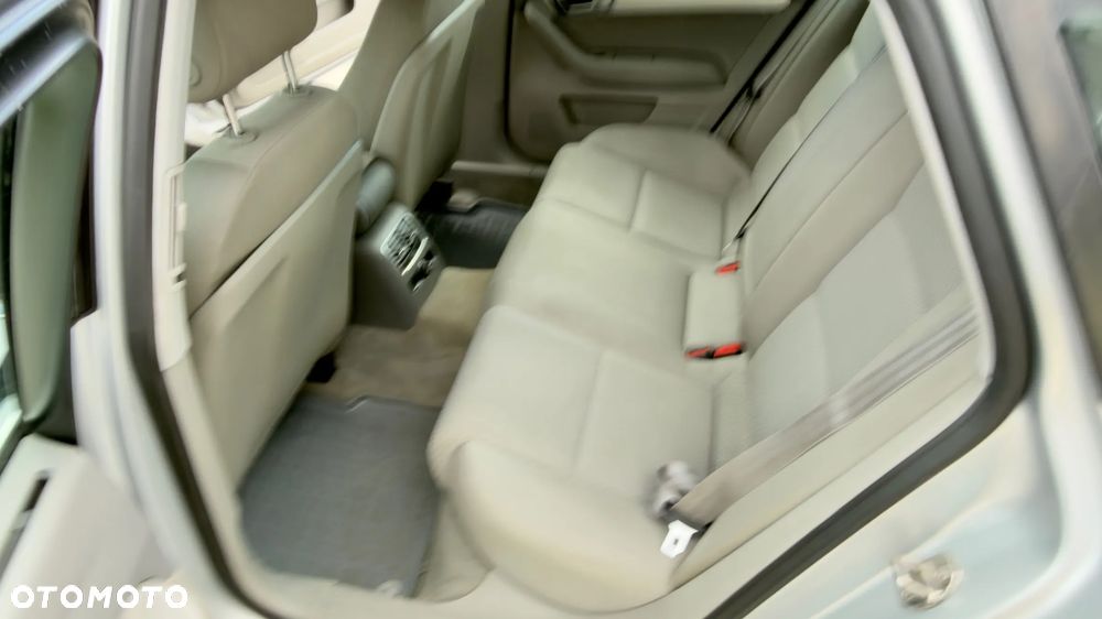 Audi A6 Avant - 9