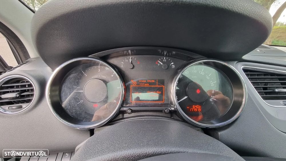 Peugeot 5008 1.6 HDi 7L Allure - 11