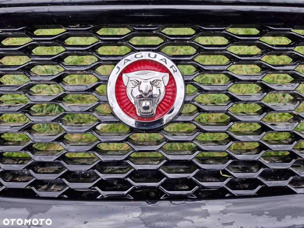 zderzak przedni jaguar e-pace x540 4 pdc 2019 rok - 2