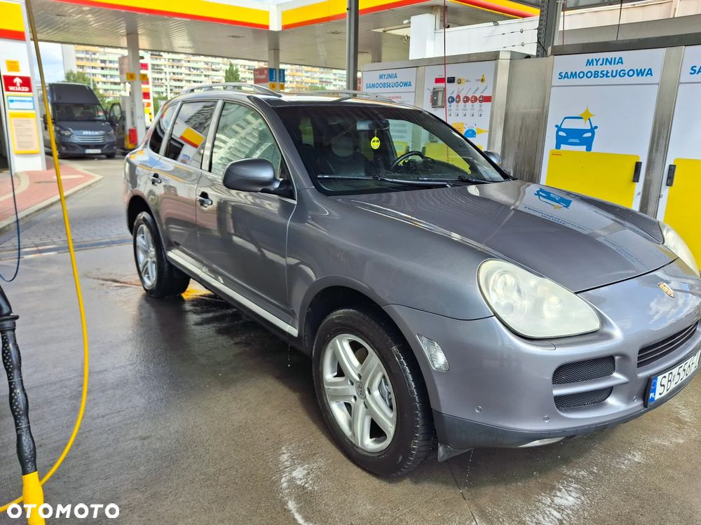 Porsche Cayenne - 3