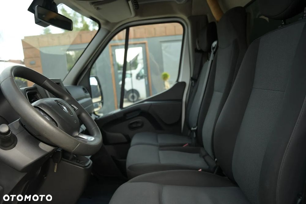 Renault MASTER 2.3 dCi 163KM * 12 EURO PALET * - 19