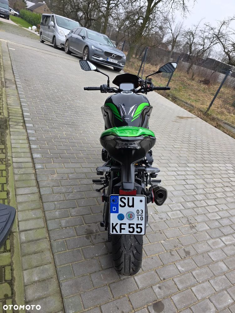 Kawasaki Z 900 - 33