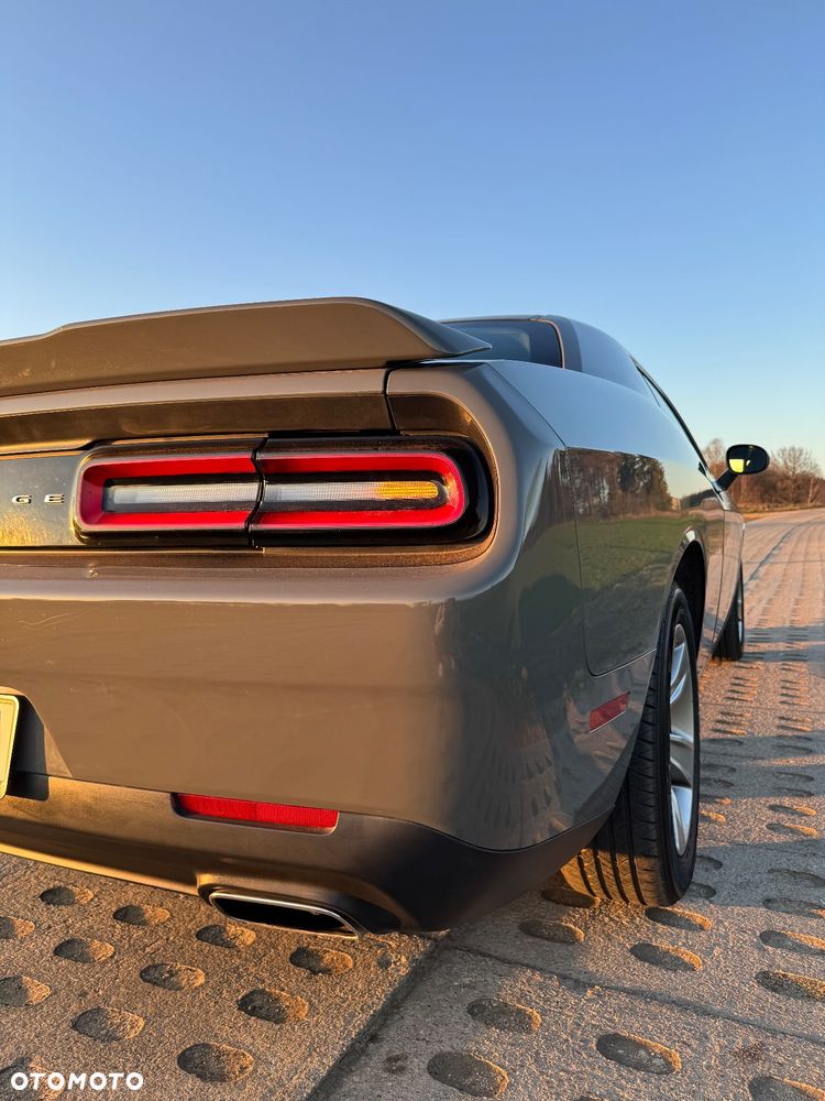 Dodge Challenger 3.6 SXT - 7