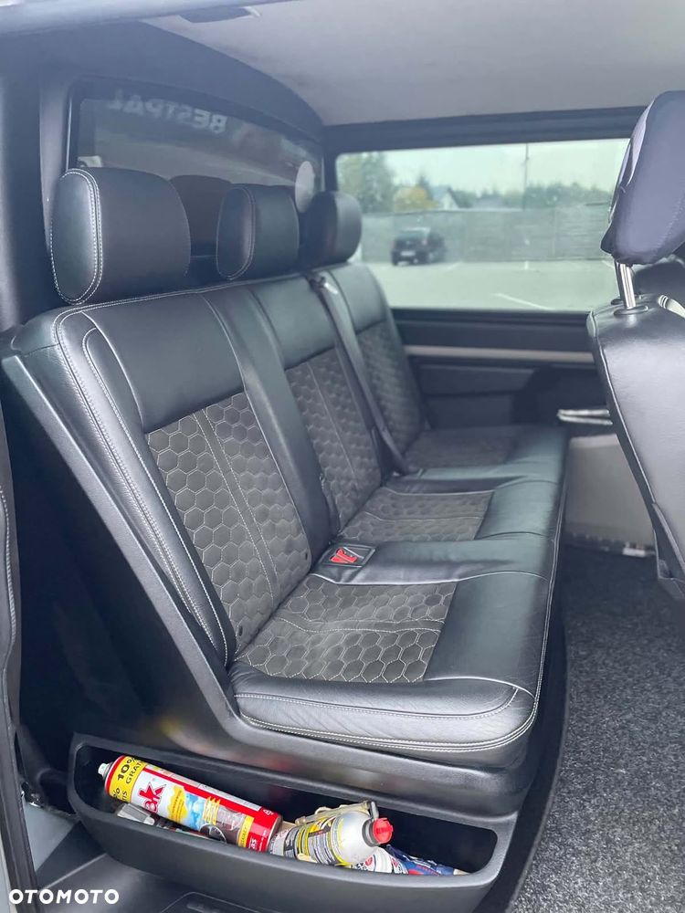 Volkswagen Transporter - 13