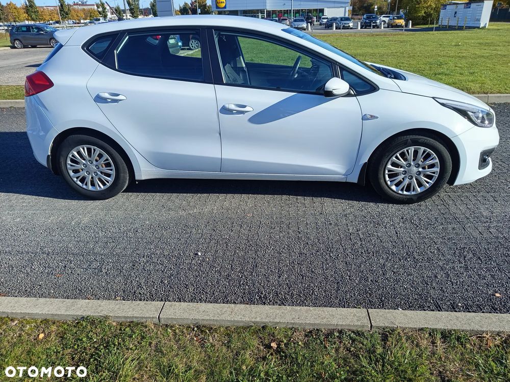 Kia Ceed - 3