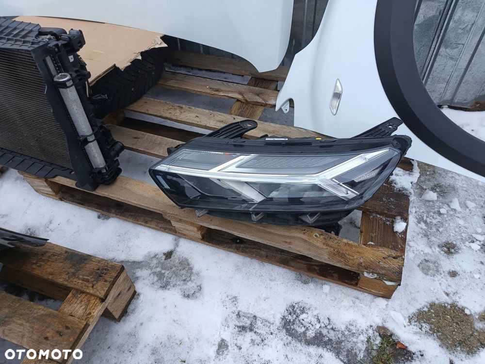 dacia sandero stepway iii 21r- maska zderzak błotniki chłodnice komplet 369 - 11