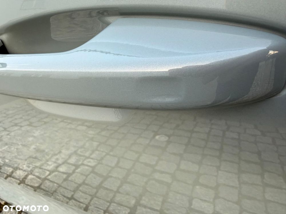 Volvo XC 40 - 30