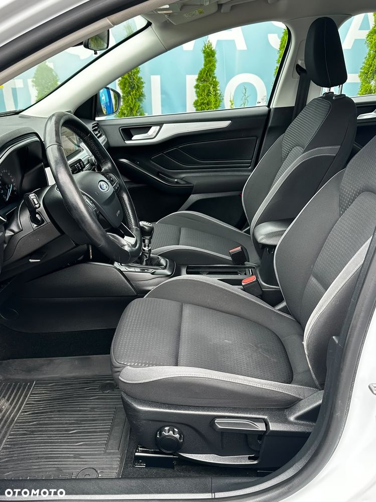 Ford Focus - 9