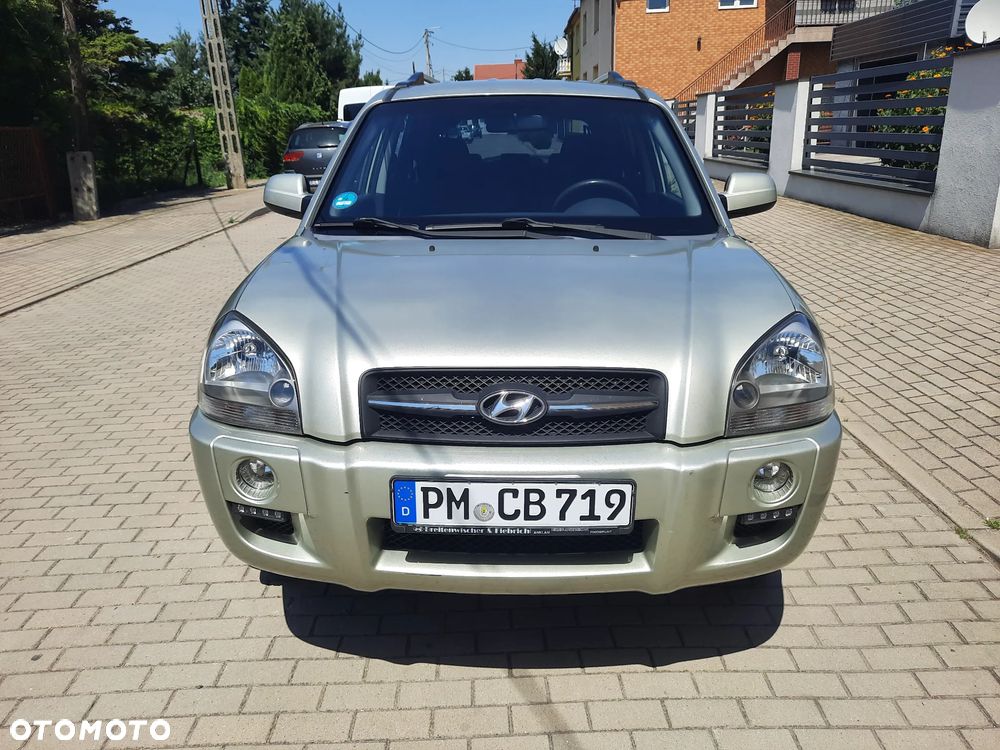 Hyundai Tucson 2.0 2WD GLS Style - 2