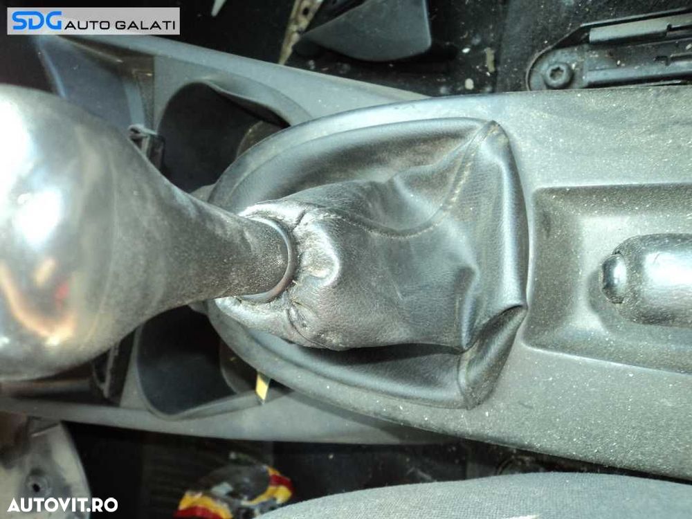 Nuca si Manson Piele in 5 Trepte Ford Focus 1 1998-2004 - 2