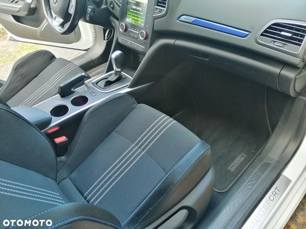 Renault Megane 1.6 TCe GT EDC - 29