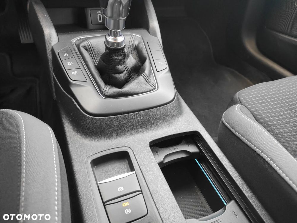 Ford Focus 1.0 EcoBoost Trend - 23