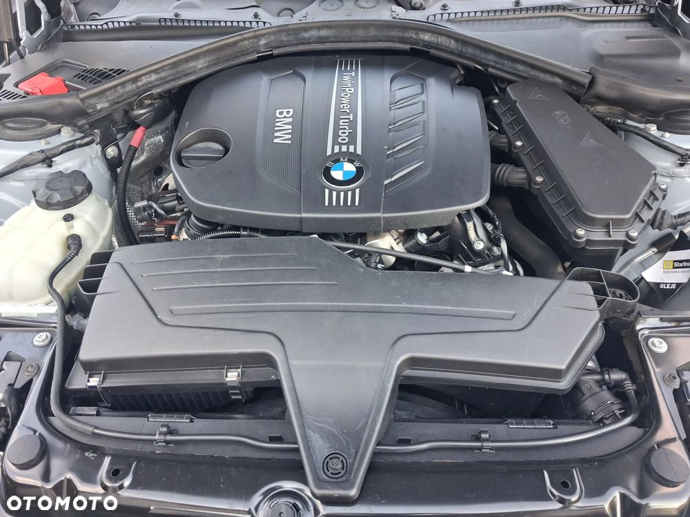 BMW Seria 3 325d M Sport - 16