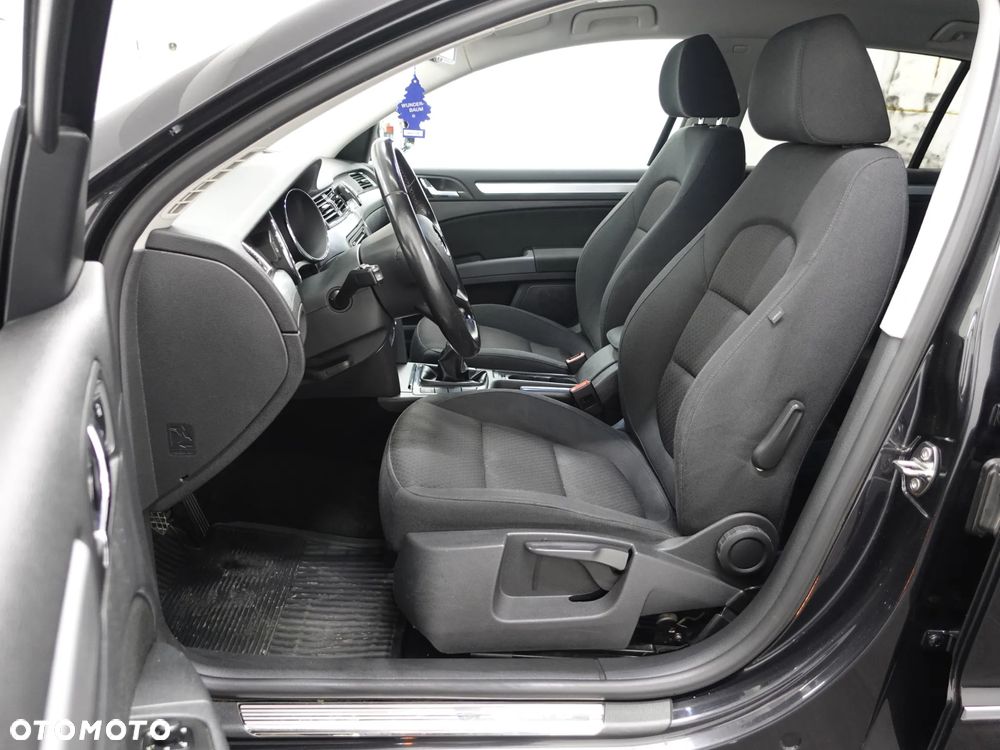 Skoda Superb 1.8 TSI Ambition - 22