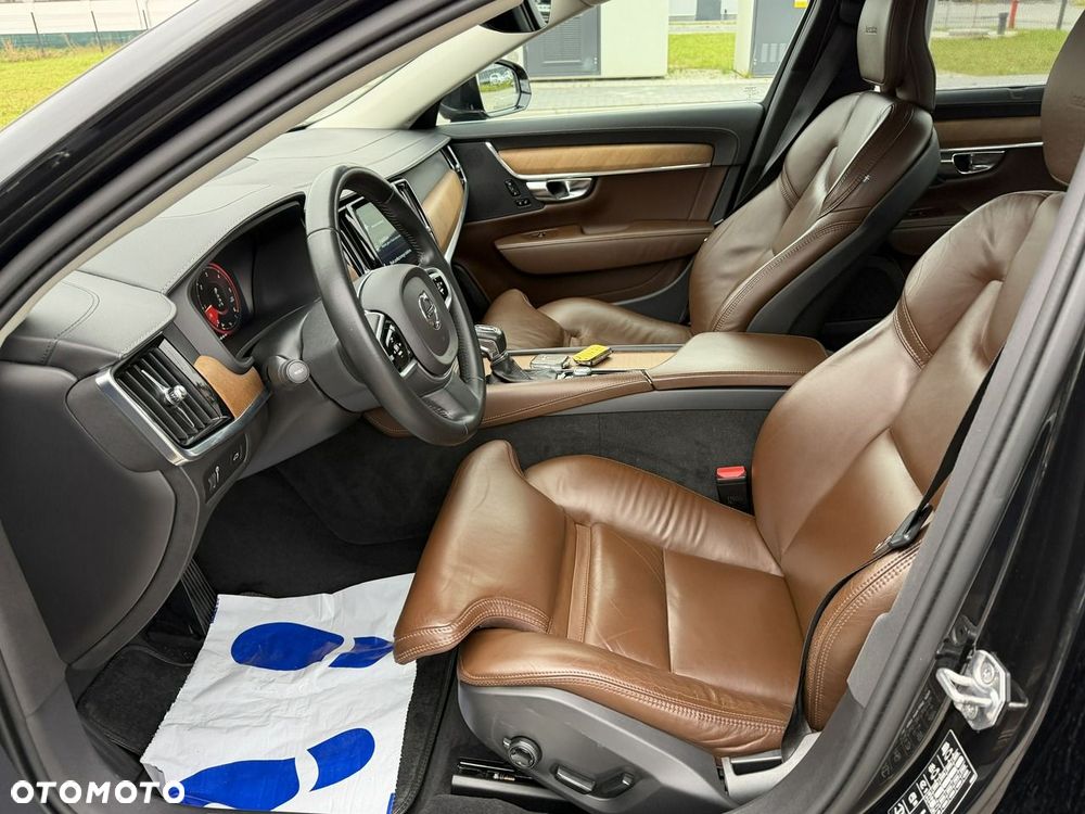 Volvo S90 - 16
