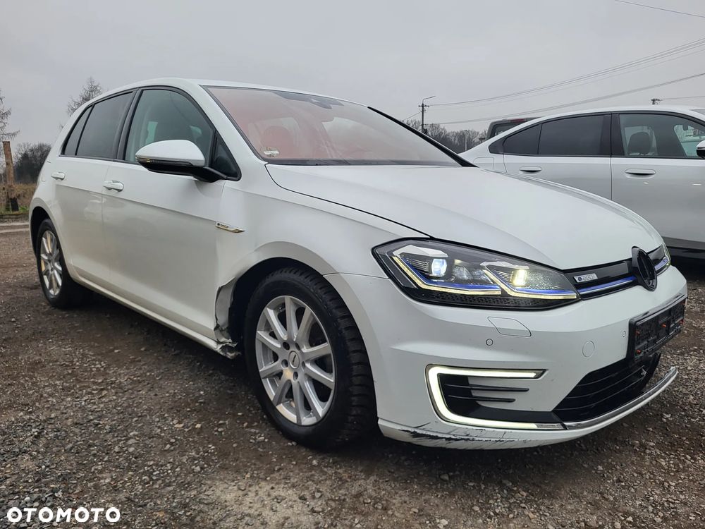 Volkswagen Golf e-Golf - 1
