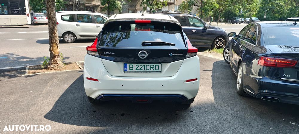 Nissan LEAF N-Connecta - 2