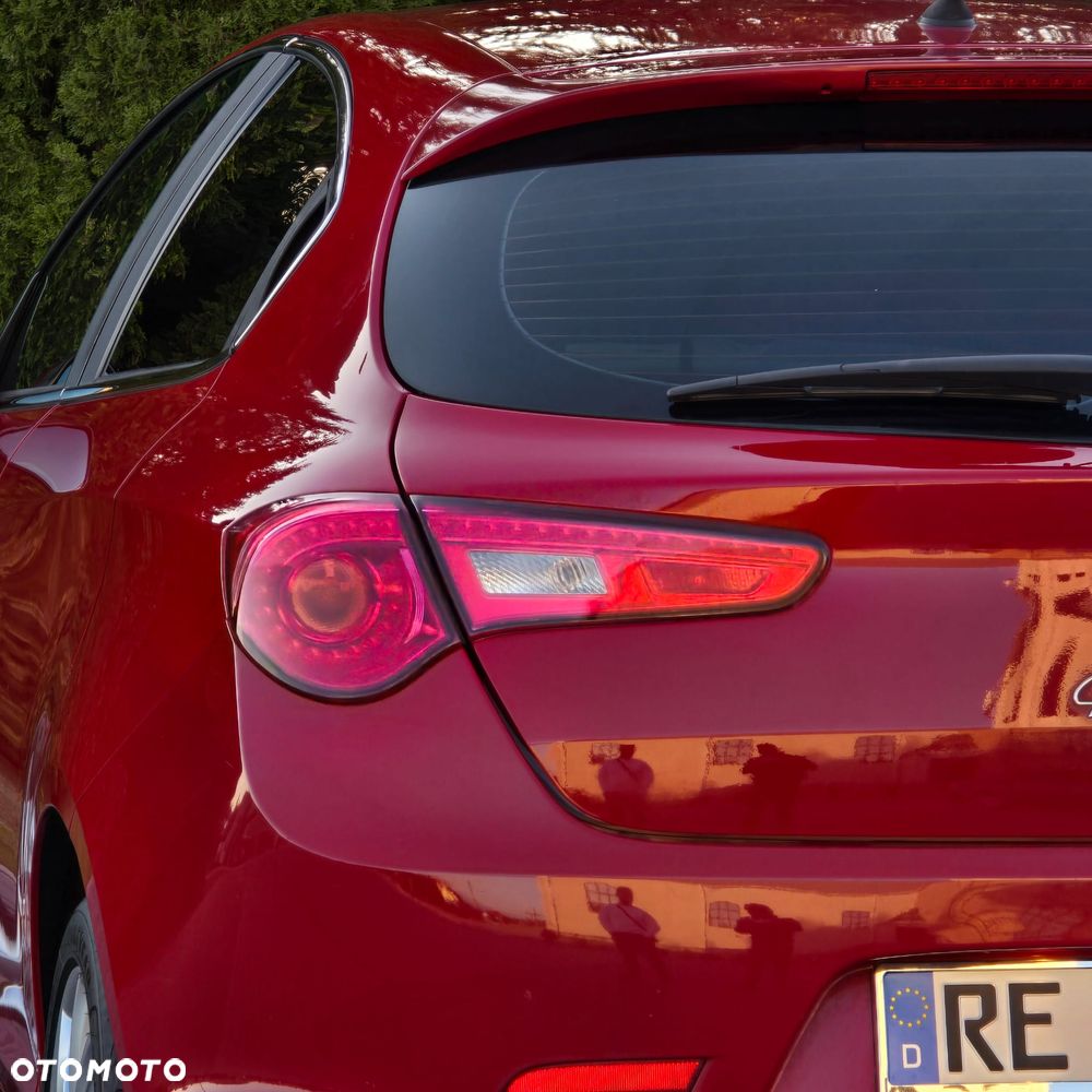 Alfa Romeo Giulietta 1.6 JTDM 16V Sport - 16