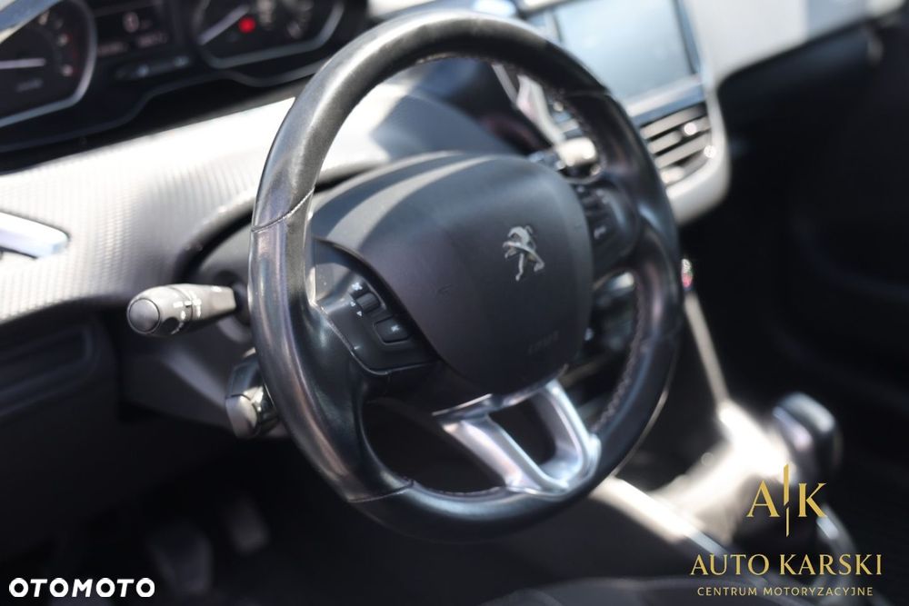 Peugeot 208 - 20