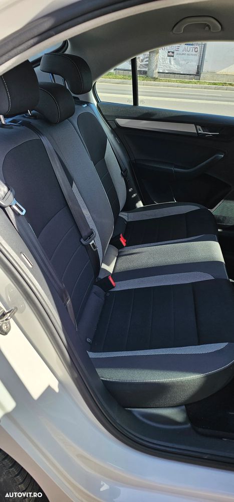 Skoda RAPID 1.0 TSI Ambition - 13