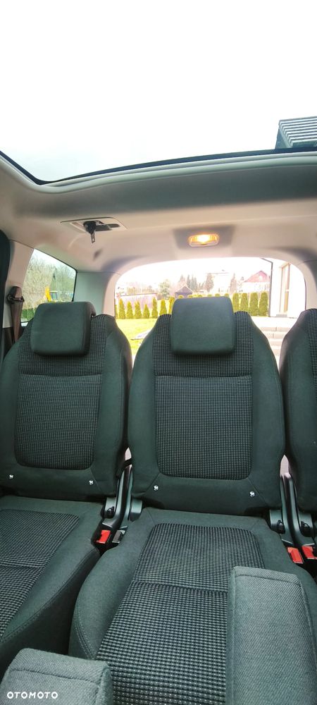 Peugeot 5008 HDI FAP 115 Family - 19