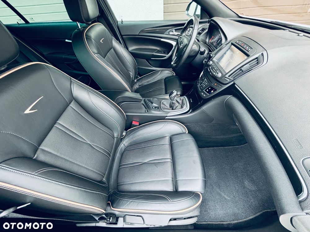 Opel Insignia - 18