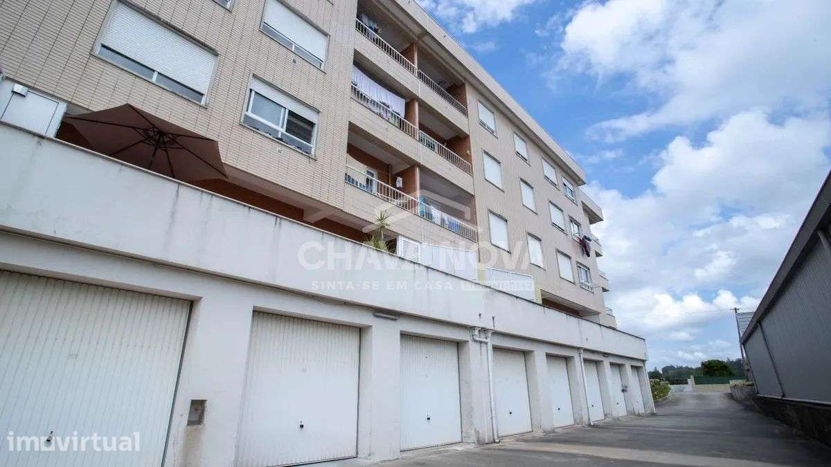 FN - Apartamento T3 | S.M. Feira | c/ Terraço, e Garagem Fechada - Grande imagem: 4/31