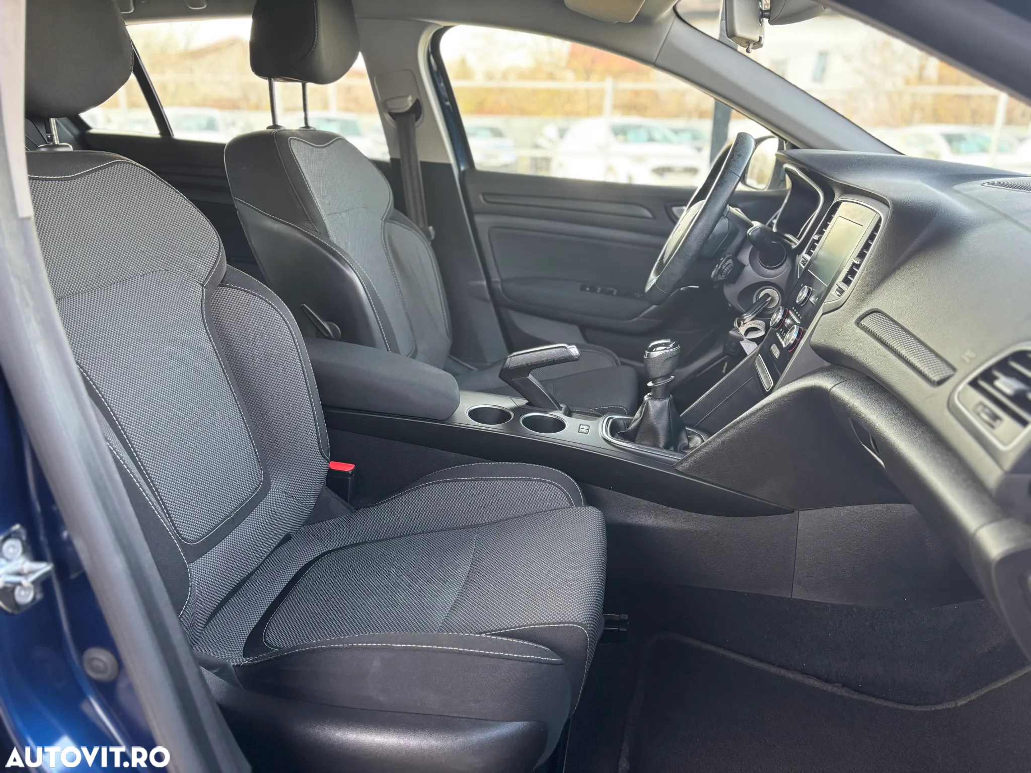 Renault Megane ENERGY dCi Business - 28