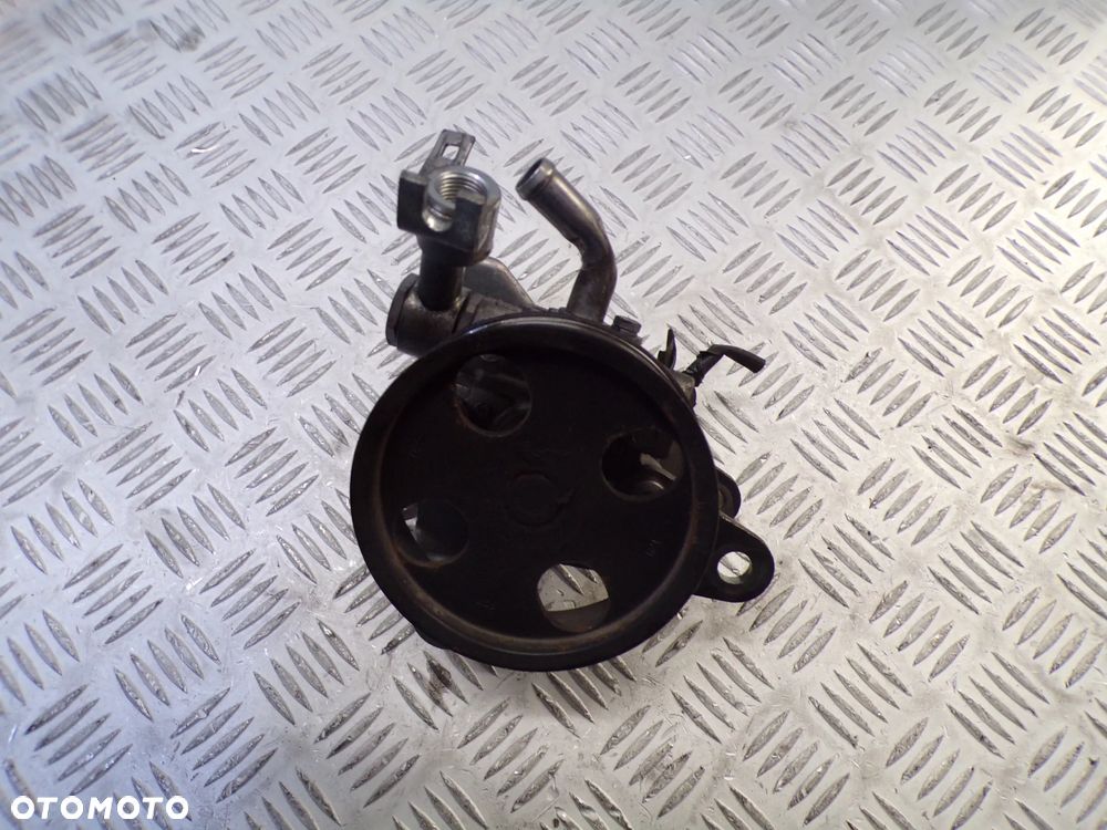 POMPA WSPOMAGANIA NISSAN NAVARA 2.3 D D23 - 2