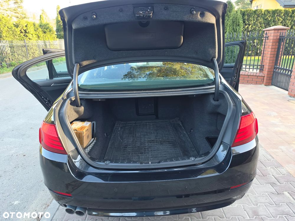 BMW Seria 5 520d - 15