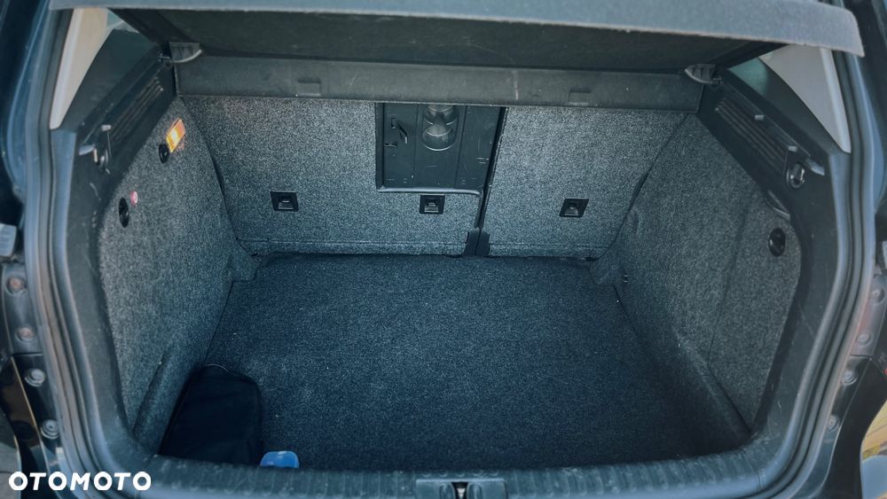 Volkswagen Tiguan - 10