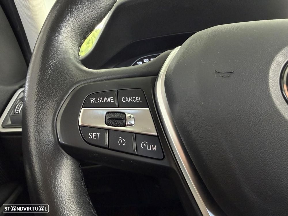 BMW 330 e Corporate Edition Auto - 32