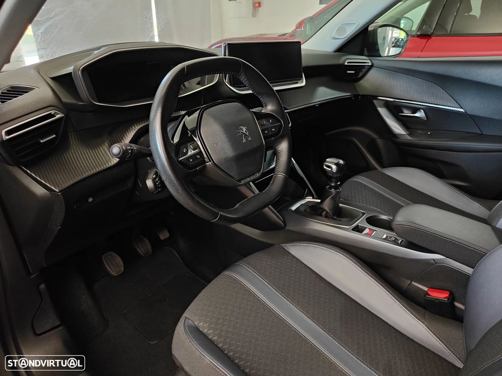 Peugeot 2008 1.2 PureTech Allure - 7