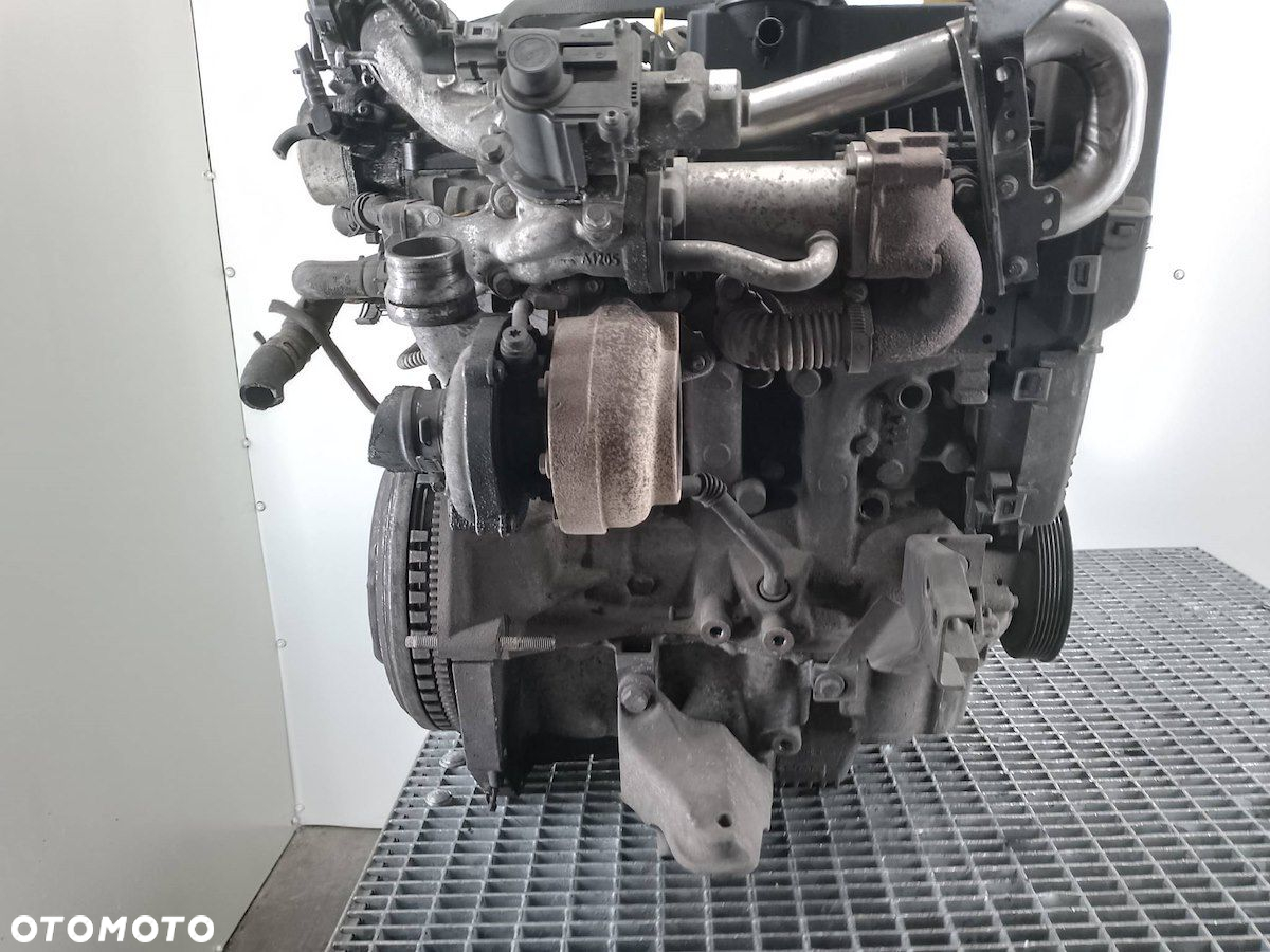 SILNIK RENAULT MEGANE II ( 02-09 ) K9K 1.5 DCI - 6