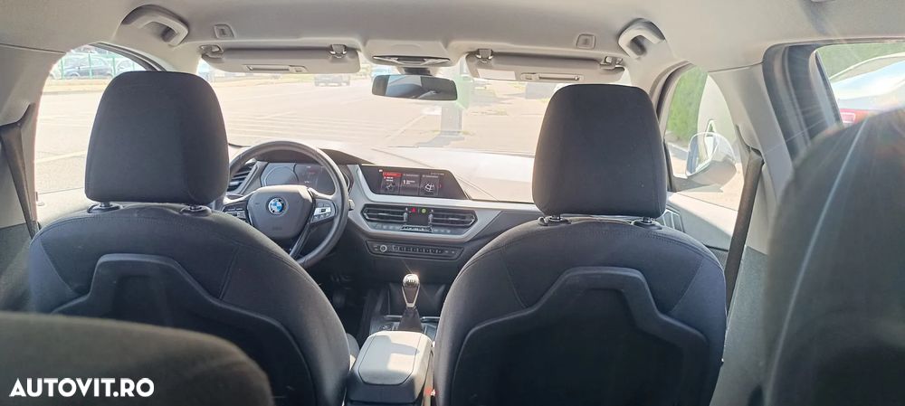 BMW Seria 1 118i Edition Metropolitan - 12